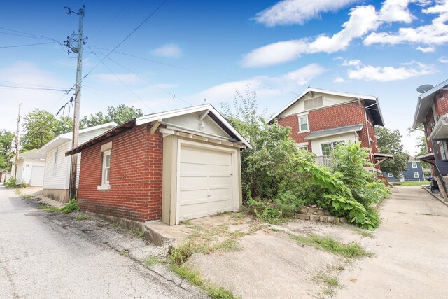 529 W Logan St, Moberly, MO 65270 - photo 33