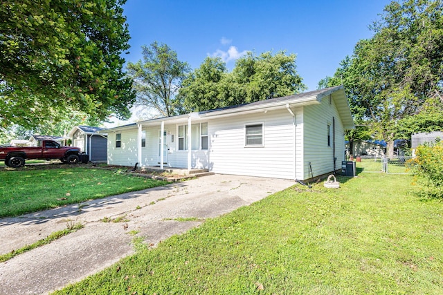 213 S Reed St, Centralia, MO 65240 - photo 9