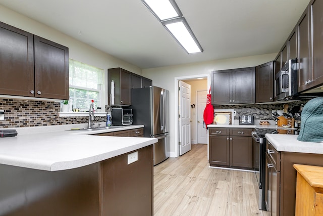 1537 N Lake Of The Woods Rd, Columbia, MO 65202 - photo 8