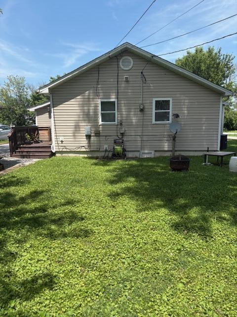 616 E Booth St, Centralia, MO 65240 - photo 2