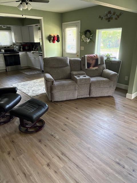 616 E Booth St, Centralia, MO 65240 - photo 4
