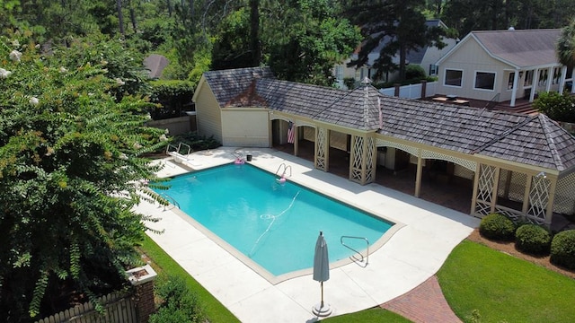 302 W 26th St, Tifton, GA 31794 - view of swimming pool with a patio area