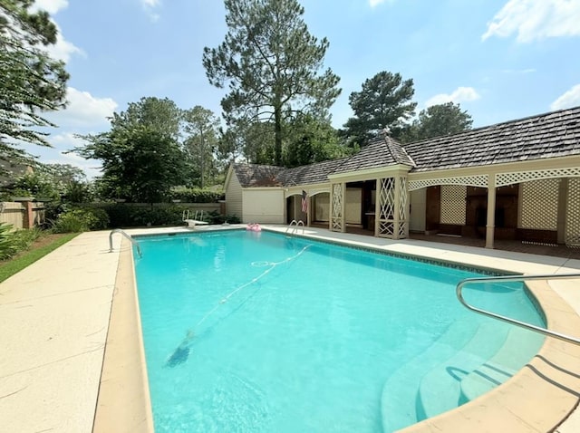302 W 26th St, Tifton, GA 31794 - view of swimming pool with a patio