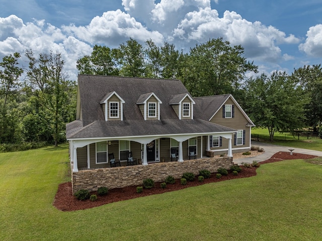 74 Surrey Cir, Tifton, GA 31793 - view of front facade featuring a porch and a front yard