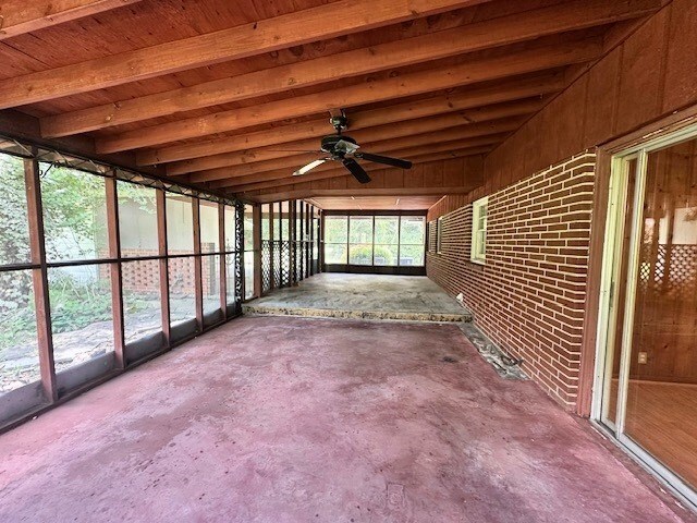 237 Dewey Mcglamry Rd, Fitzgerald, GA 31750 - unfurnished sunroom featuring a ceiling fan