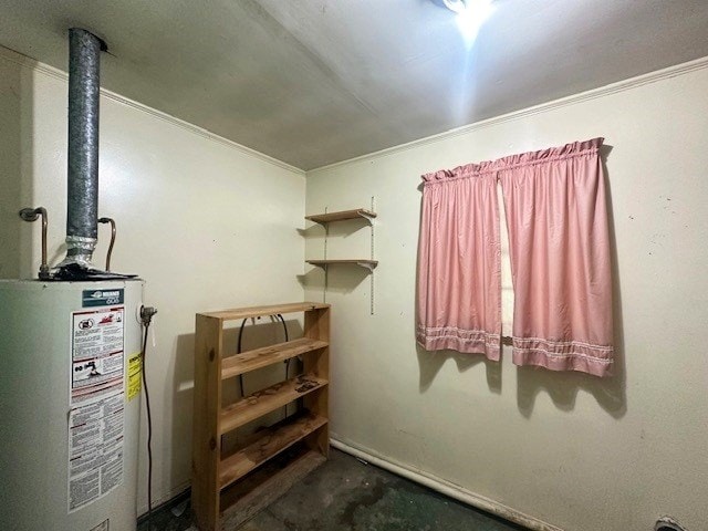 237 Dewey Mcglamry Rd, Fitzgerald, GA 31750 - interior space with gas water heater