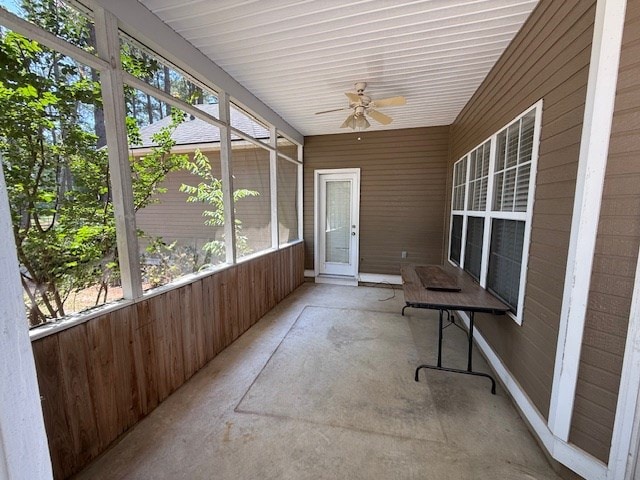 218 Sutton Rd, Tifton, GA 31794 - unfurnished sunroom featuring a ceiling fan