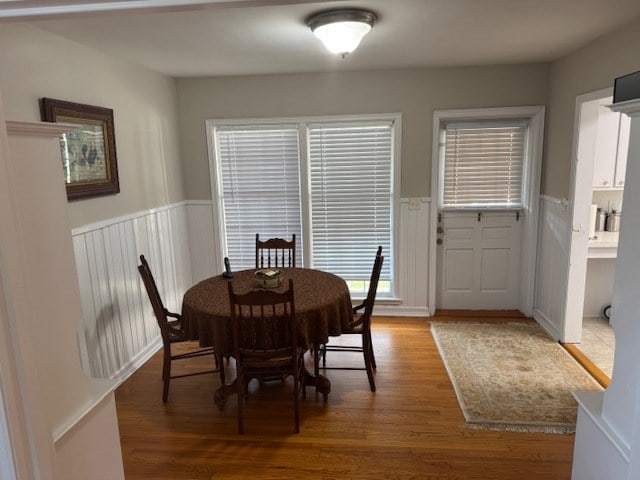 602 20th St, Tifton, GA 31794 - dining room featuring a wainscoted wall and wood finished floors