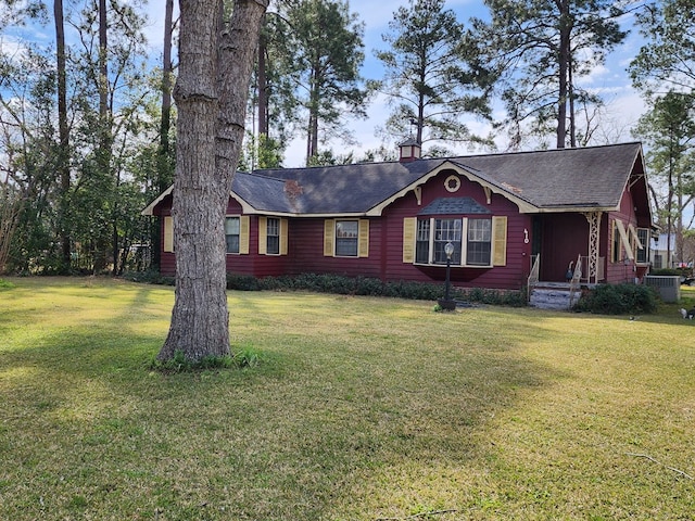 410 W Henderson St, Ocilla, GA 31774 - ranch-style home featuring a chimney and a front yard