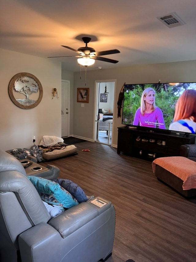 3524 Moss Island Ct, Albany, GA 31721 - living room with wood finished floors, a ceiling fan, and baseboards