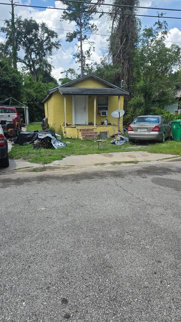 808 W Adair St, Valdosta, GA 31601 - view of bungalow-style house