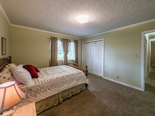 128 Airport Rd, Sylvester, GA 31791 - bedroom with carpet floors, a closet, a textured ceiling, baseboards, and ornamental molding