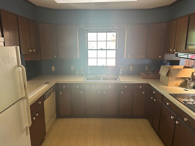 1300 S Hutchinson Ave, Adel, GA 31620 - photo 14