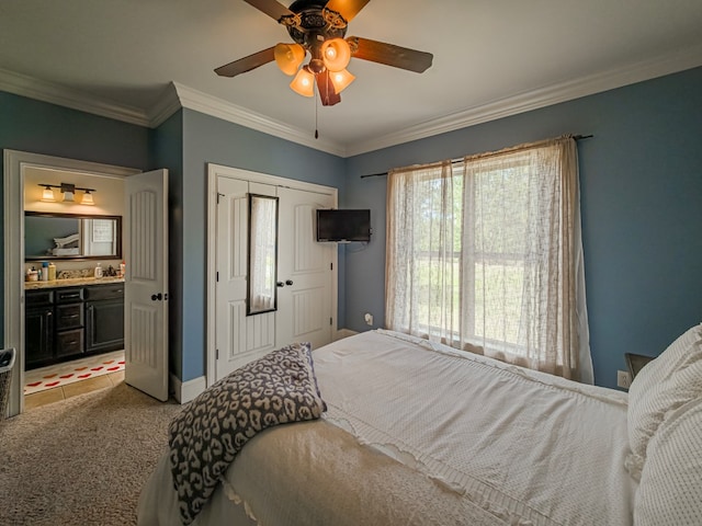 248 Gun Lake Loop, Tifton, GA 31794 - bedroom with carpet floors, crown molding, ensuite bath, a ceiling fan, and a closet