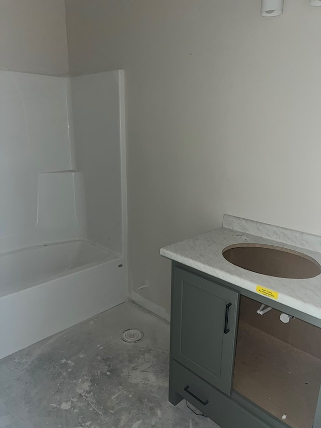 40 Sloans Village Way SE, Moultrie, GA 31768 - bathroom with vanity and shower / tub combination