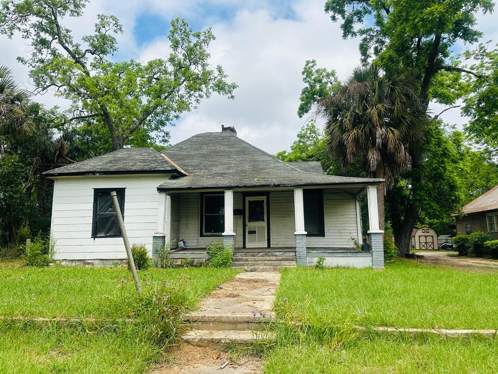 bungalow-style home with a porch