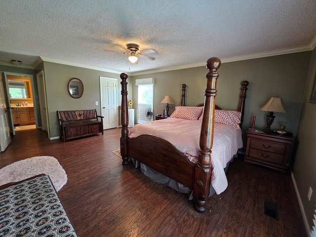 bedroom with wood finished floors, ornamental molding, a textured ceiling, baseboards, and ceiling fan