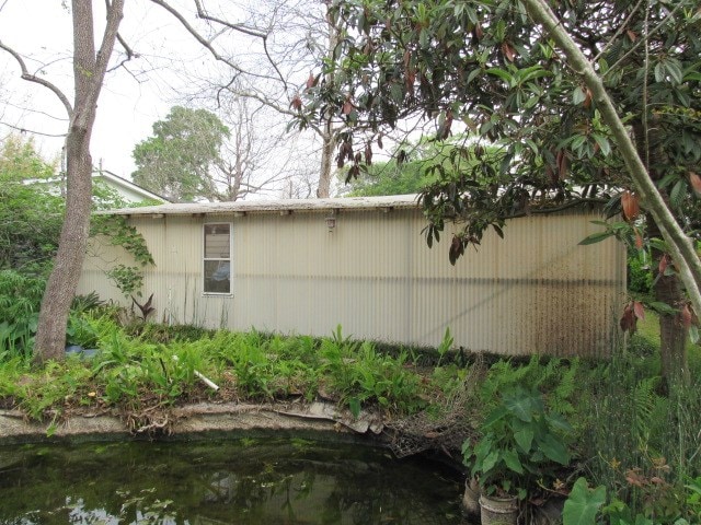 view of side of property