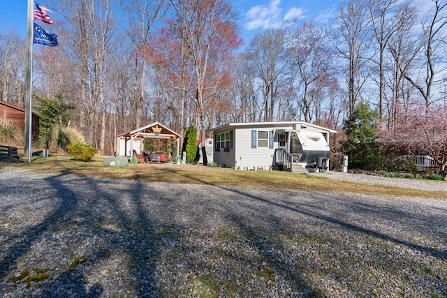 28 Bear Lovers Ct, Cleveland, GA 30528 - view of front facade with entry steps