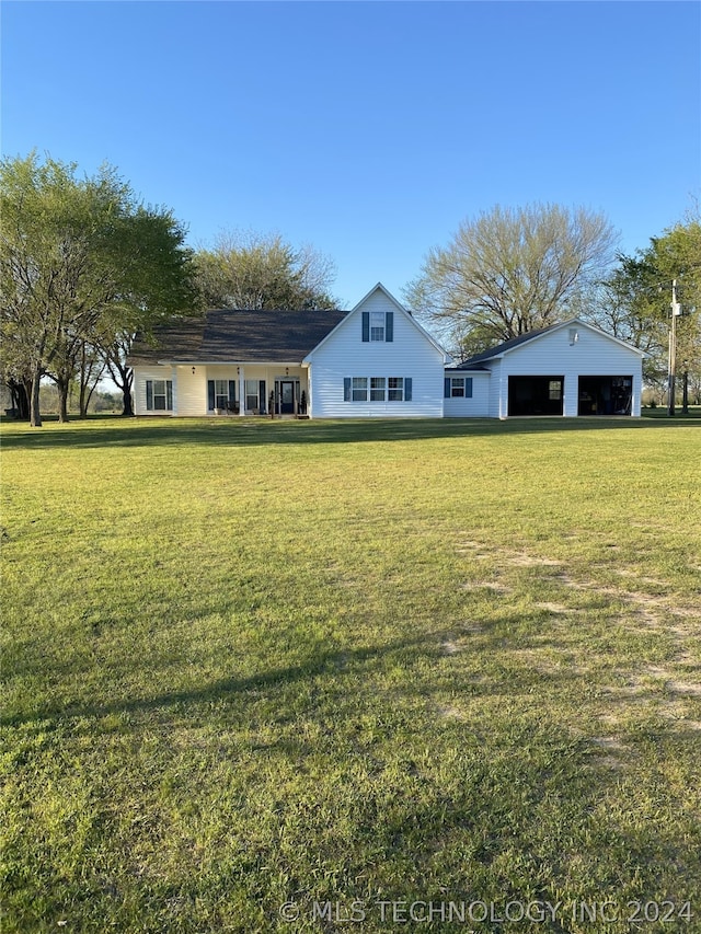 view of yard with a garage