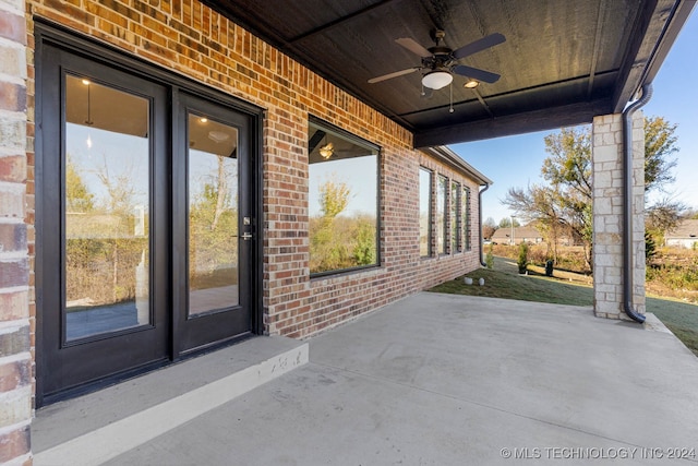 view of patio / terrace with ceiling fan