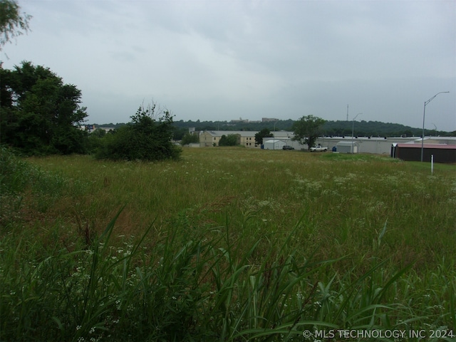 Listing photo 2 for W Shawnee Byp, Muskogee OK 74401