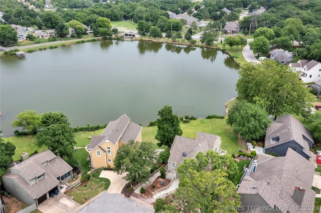 bird's eye view featuring a water view