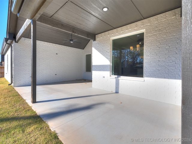 view of patio with ceiling fan