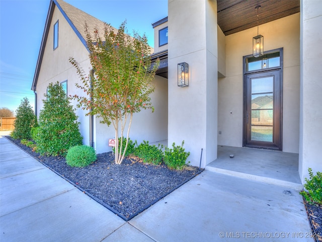 view of entrance to property