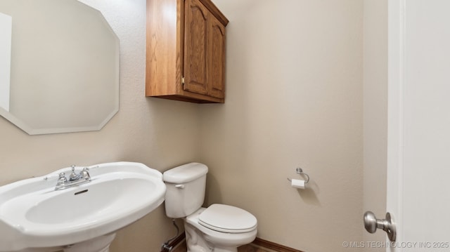 1805 College Park Rd, Claremore, OK 74017 - bathroom with a sink and toilet