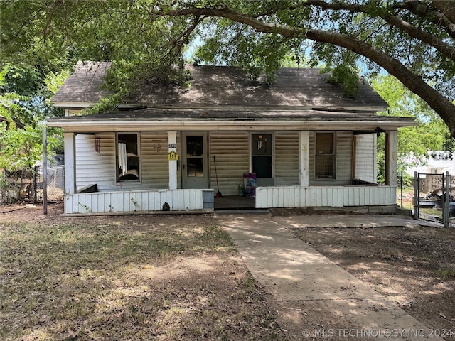 bungalow-style home featuring a porch