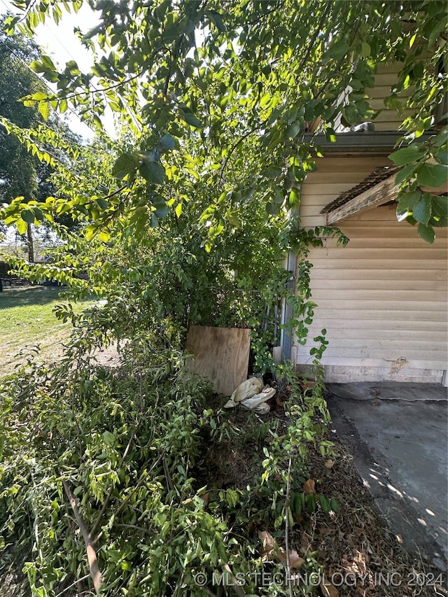 303 S B, Davis, OK 73030 - exterior space