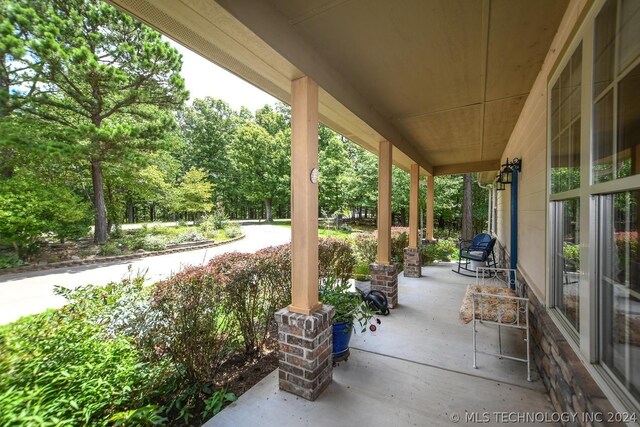 view of patio / terrace with a porch