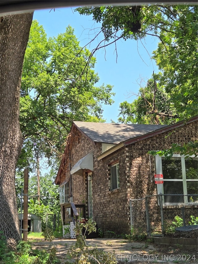 view of home's exterior