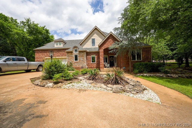 view of front of property