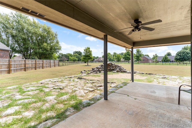 view of patio with ceiling fan