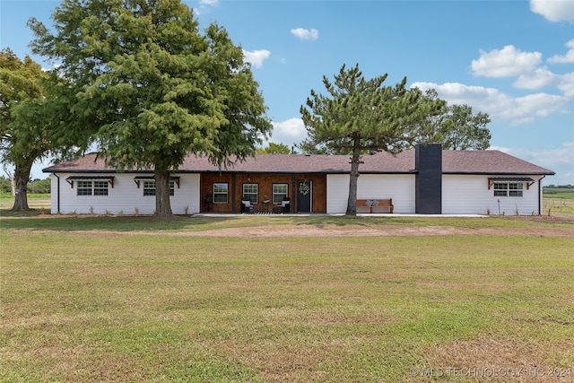 exterior space with a lawn