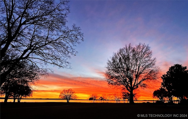 view of nature at dusk