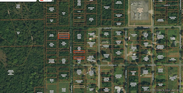 21 Reeves Ave, Muskogee, OK 74401