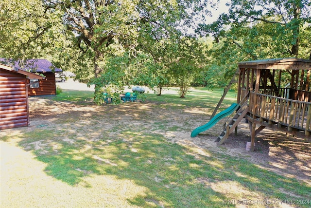 view of yard featuring a playground