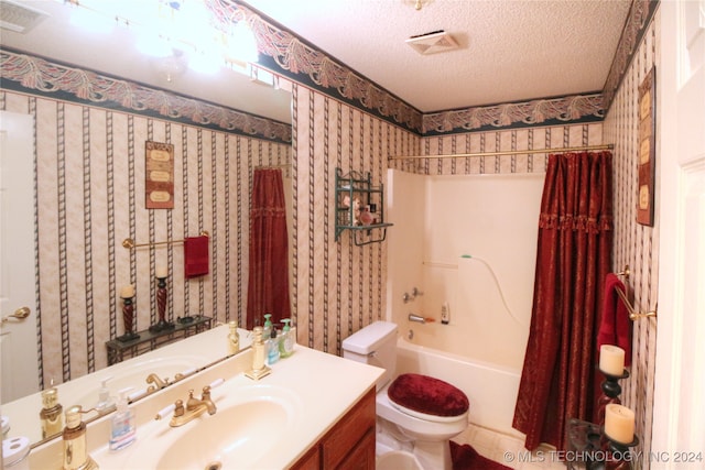 full bathroom featuring shower / bathtub combination with curtain, a textured ceiling, toilet, and vanity