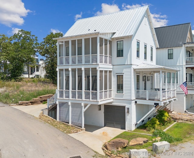 view of front of home featuring a garage