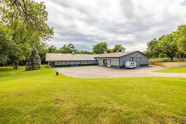 exterior space with a yard