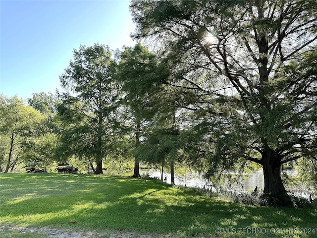 814 Pershing E, Ardmore, OK 73401 - view of yard