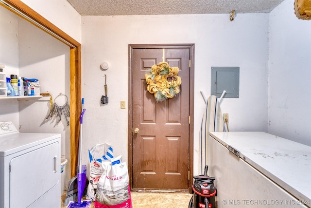 8248 E 122nd Rd, Wetumka, OK 74883 - view of exterior entry featuring washer / clothes dryer and electric panel