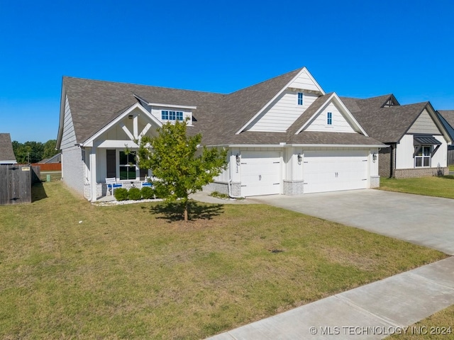 craftsman-style home with a garage, a front lawn, and a porch