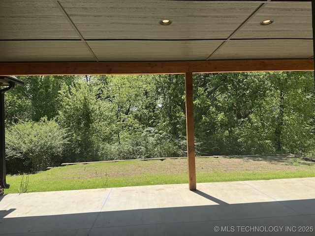 807 E Jacksonville St, Broken Arrow, OK 74012 - view of patio / terrace