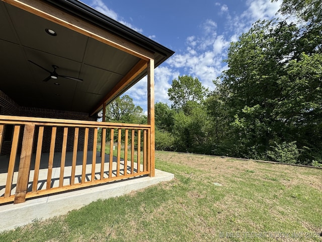 807 E Jacksonville St, Broken Arrow, OK 74012 - view of grassy yard with ceiling fan