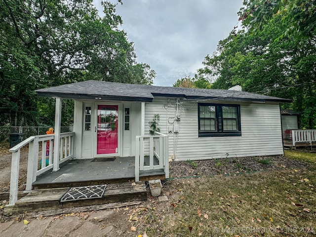 view of front of property