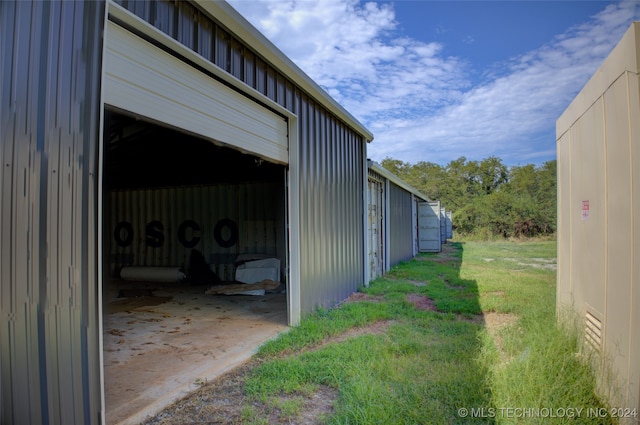 view of property exterior